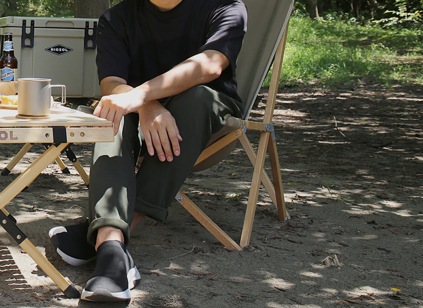 シンプルデザインかつ包み込まれるような座り心地「CHILL OUT CANVAS CHAIR」新登場